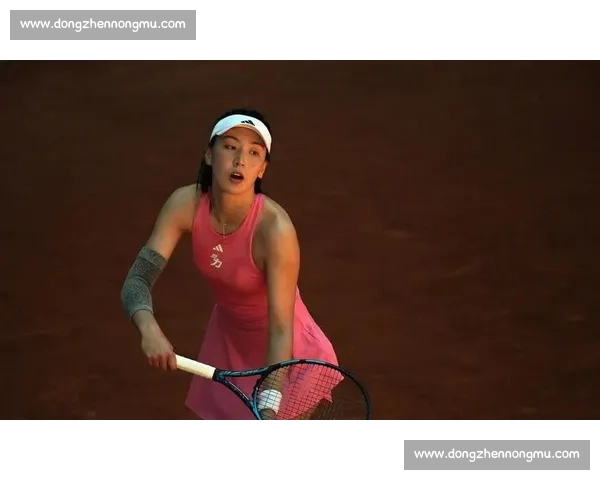 郑钦文跌出前十，王欣瑜暴跌 25 位：中国金花的排名寒冬